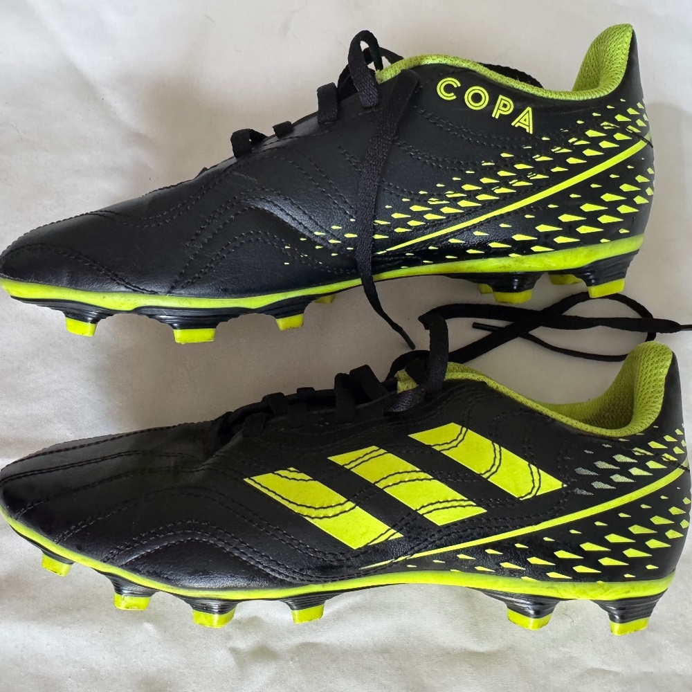 Boys Copa Adidas Soccer Cleats size 6
